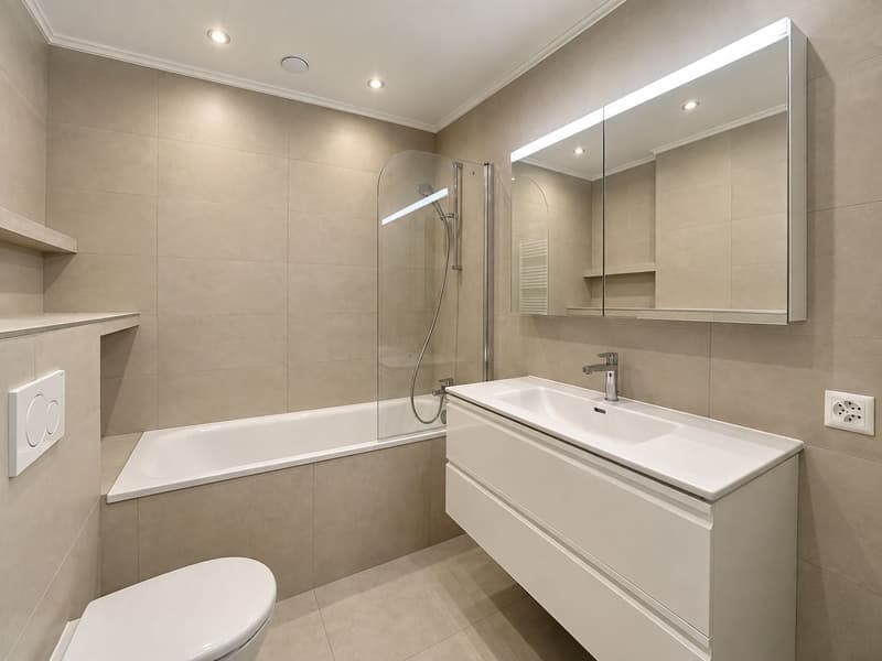 RARE: spacieux appartement de 4.5 pièces avec terrasse et piscine/ unique 2 bedroom unit (7)