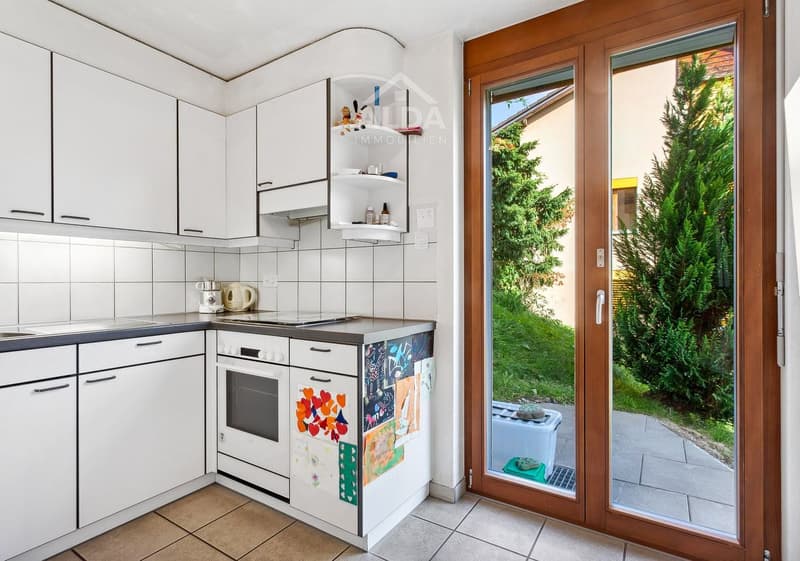 3.5-room apartment with south balcony and view, Plasselb (5)