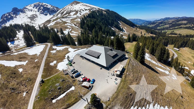 Attractive Mountain House - Successful Combination of Restaurant, Hotel, and Apartments (3)