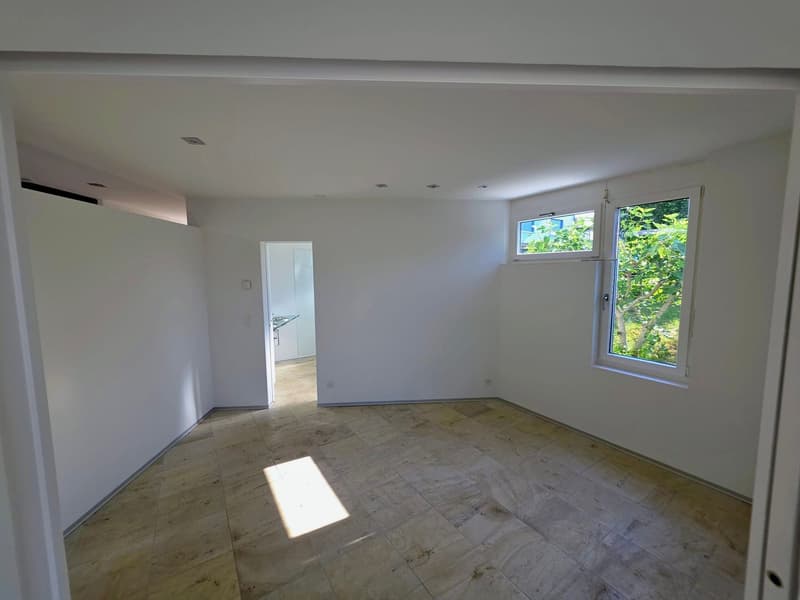 85 m² Wohntraum - idyllische 2.5-Zimmer-Gartenwohnung mit Teich (7)