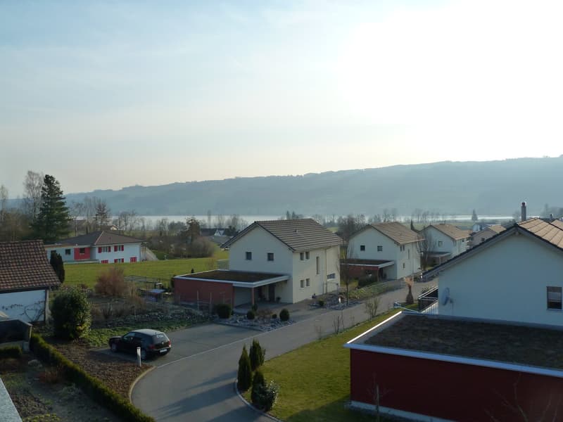 Appartamento luminoso 4.5 locali con balcone e garage a Hitzkirch (2)