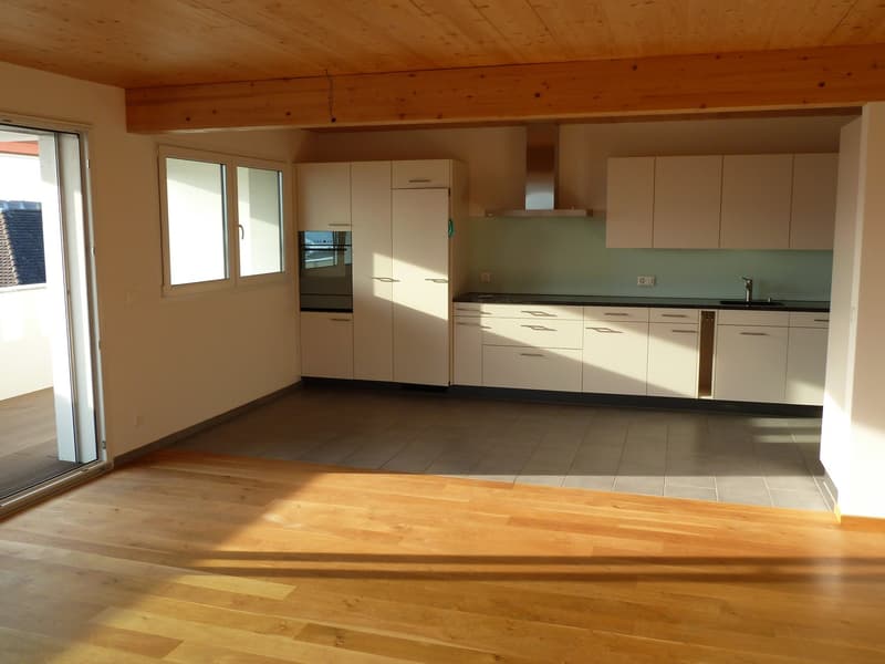 Appartamento luminoso 4.5 locali con balcone e garage a Hitzkirch (9)