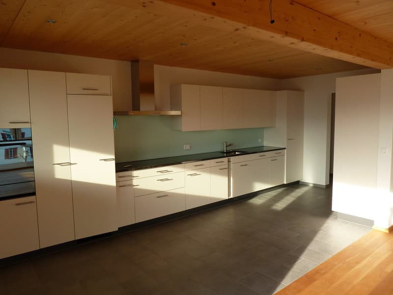 Appartamento luminoso 4.5 locali con balcone e garage a Hitzkirch (8)