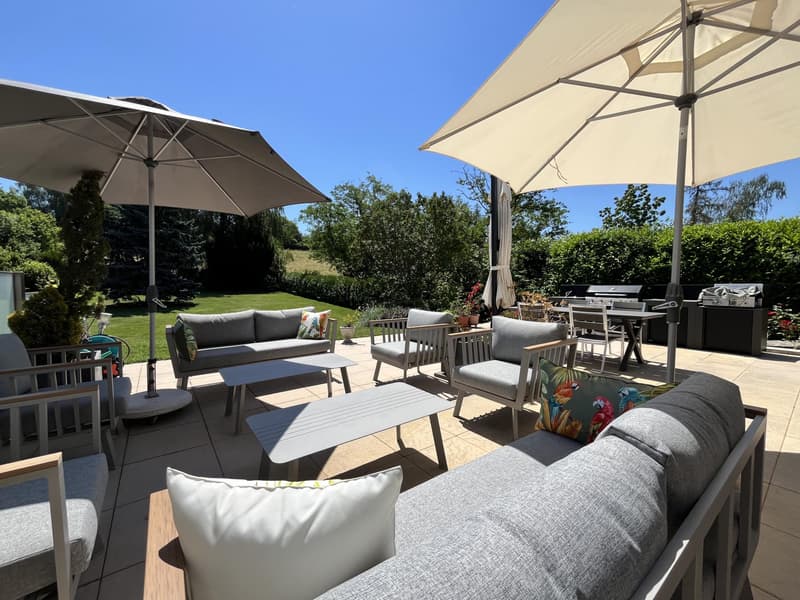 Superbe Villa Individuelle sur une Parcelle de 3000 m² ? Grand-Saconnex. (1)