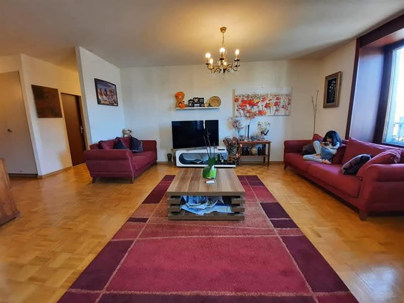 FOR RENT 4.5-room apartment 105 m² | Place de la Gare de Cornavin, Geneva (1)
