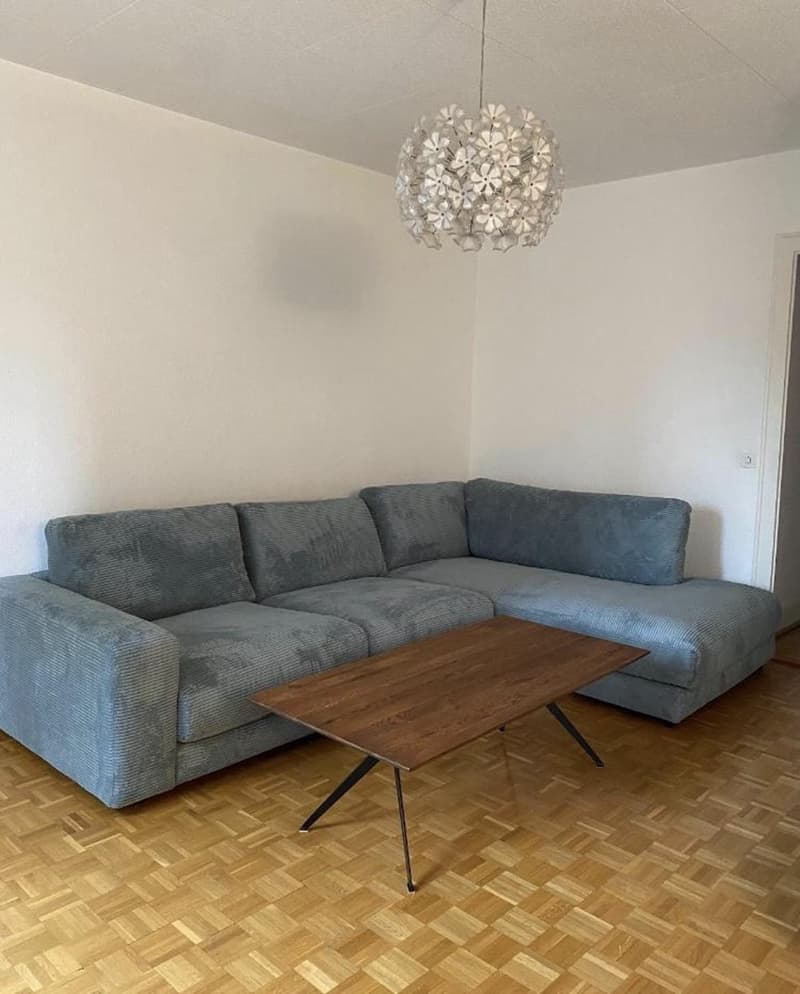 Four-room apartment of 72m2 in Acacias (2)