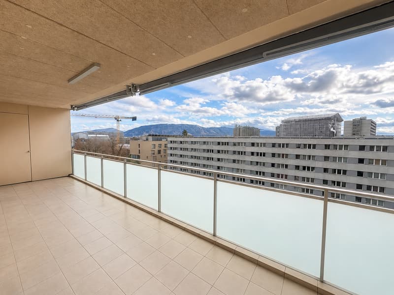 Spacieux appartement en attique de 5 pièces avec vue imprenable – Genève 1203 (2)