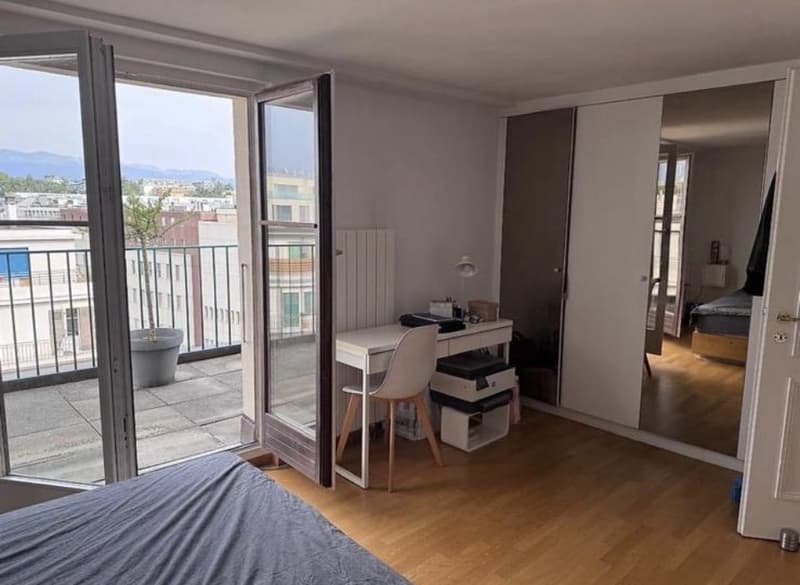 Appartement 4,5 pièces en attique situé dans le quartier de Saint-Gervais. (4)
