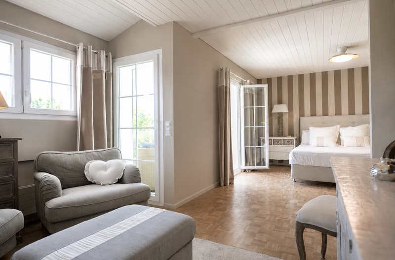 EXCLUSIVITÉ à MIES ? PROPRIÉTÉ D'EXCEPTION DE 8 PIÈCES (8)