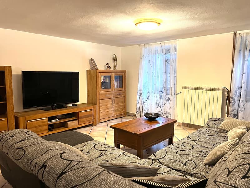 Flexibles Zweifamilienhaus mit Potenzial in Giornico, Tessin (5)