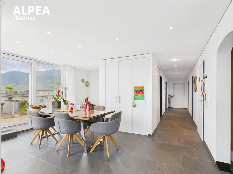Penthouse apartment with panoramic view – stylishly renovated (3)