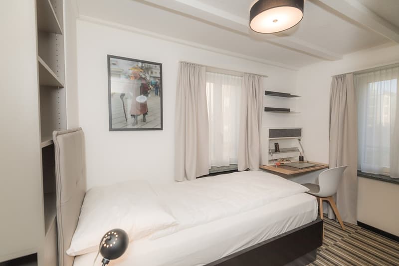 From 1.8.26 modern furnished room in central location in Kriens (1)