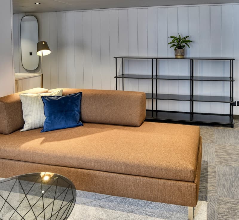 Neue möblierte 2-Zimmer-Wohnung an sehr zentraler Lage in Altdorf (3)