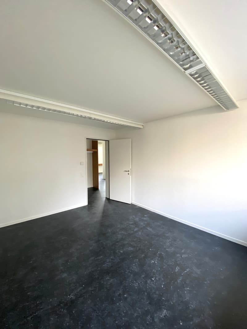 100m2 Büro-, Schulungs- oder Therapieraum in Brugg (10)