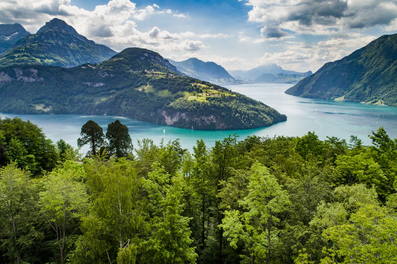 Exclusive Hotel & Resort Development Area with Panoramic Lake View (1)