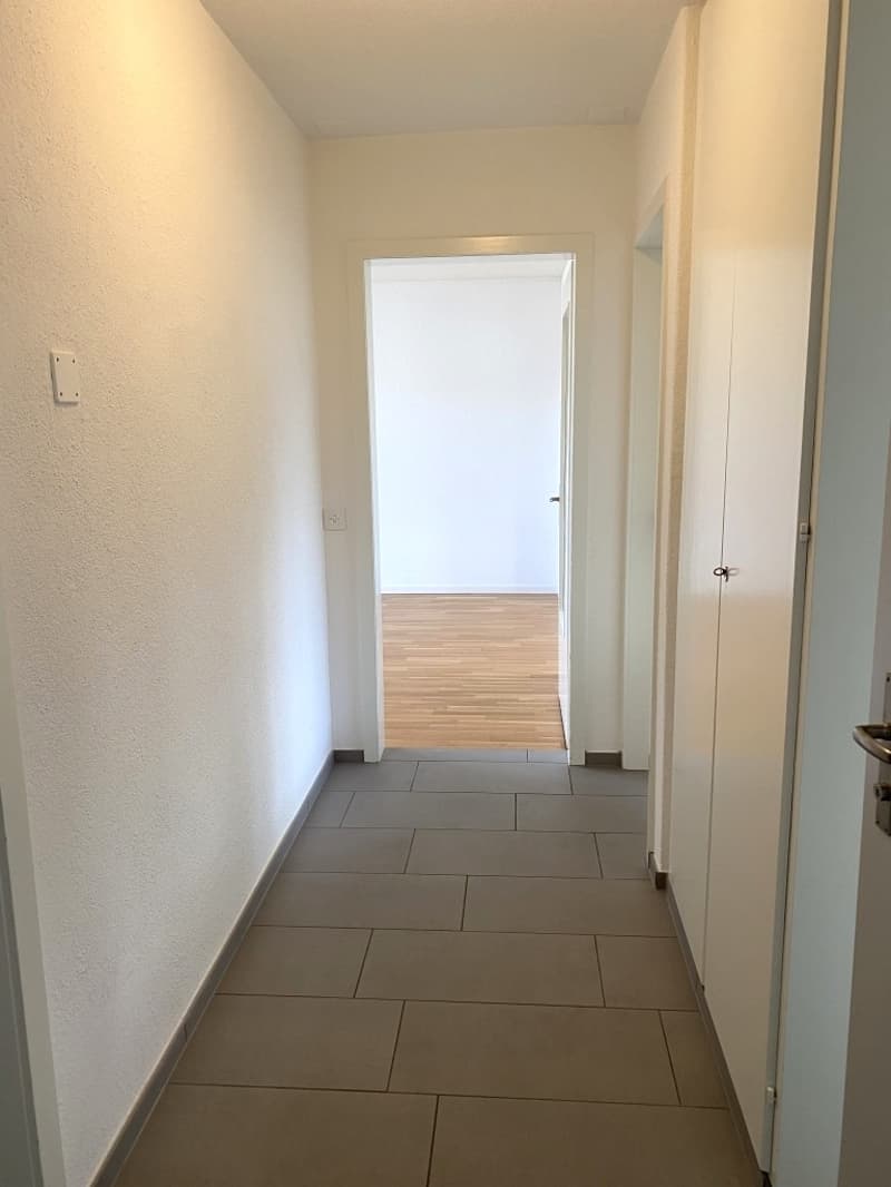 Appartamento di 3,5 locali con balcone a Niederrohrdorf (9)