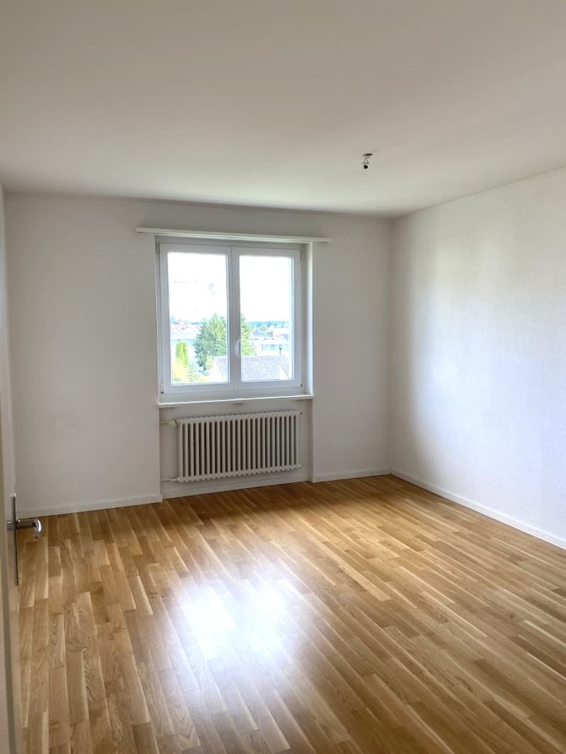 Appartamento di 3,5 locali con balcone a Niederrohrdorf (7)