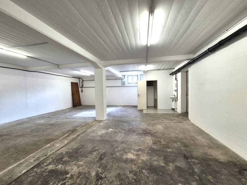 266 m² commercial space on the lower ground floor on Bahnhofstrasse in Mellingen (7)