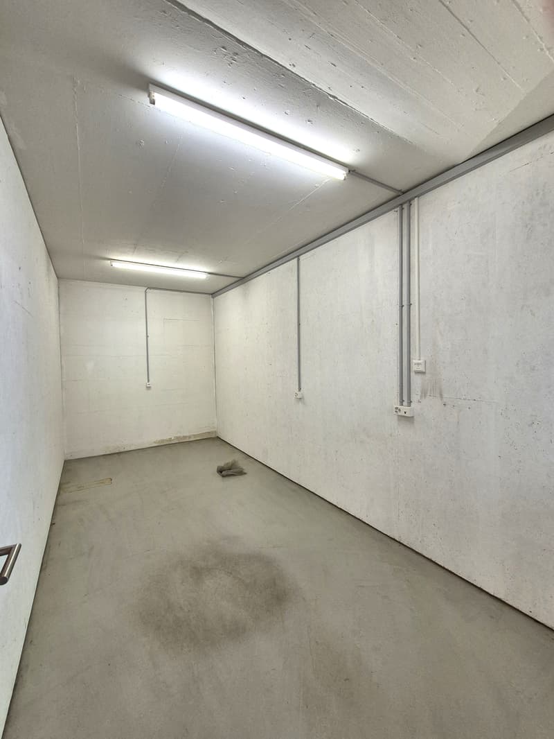 266 m² commercial space on the lower ground floor on Bahnhofstrasse in Mellingen (10)