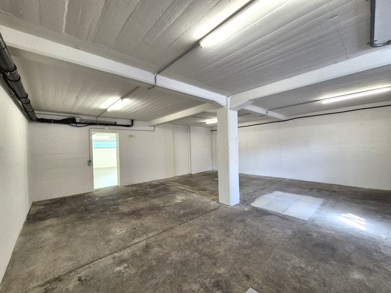 266 m² commercial space on the lower ground floor on Bahnhofstrasse in Mellingen (9)