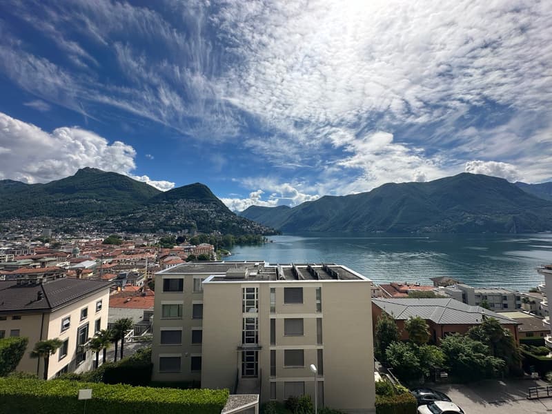 Splendido duplex di lusso con vista lago in pieno centro a Lugano (1)
