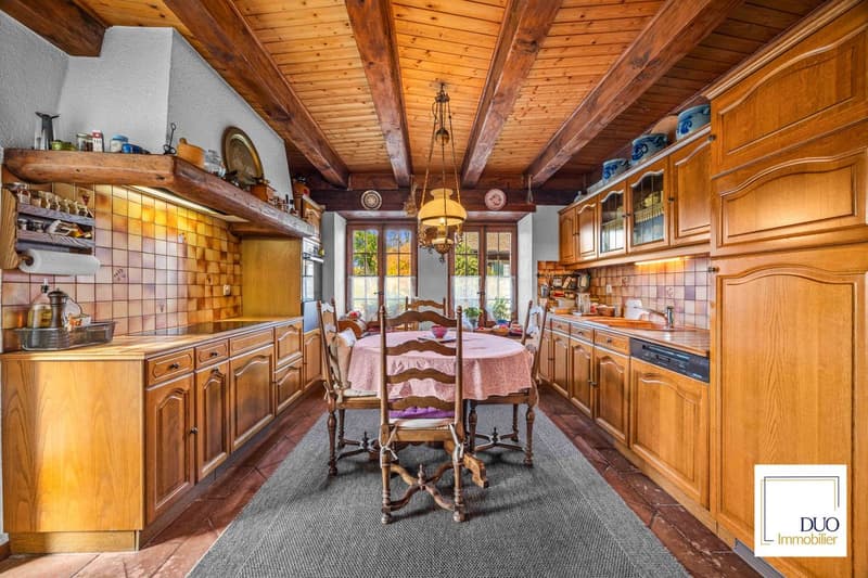Authentic 7.5-room house (10)
