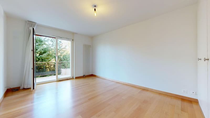 Spacious 4.5-room apartment in a quiet location and close to amenities (5)
