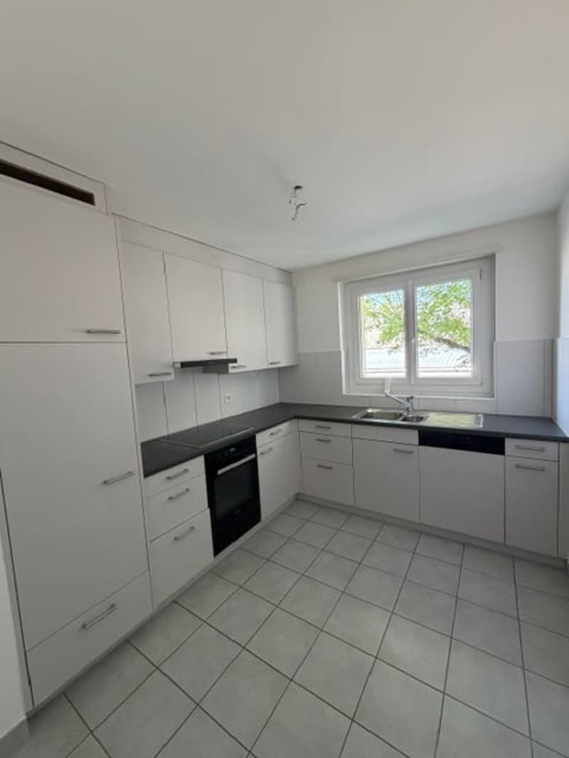 Magnifique appartement lumineux de 4 pièces avec balcon à Cortaillod (1)