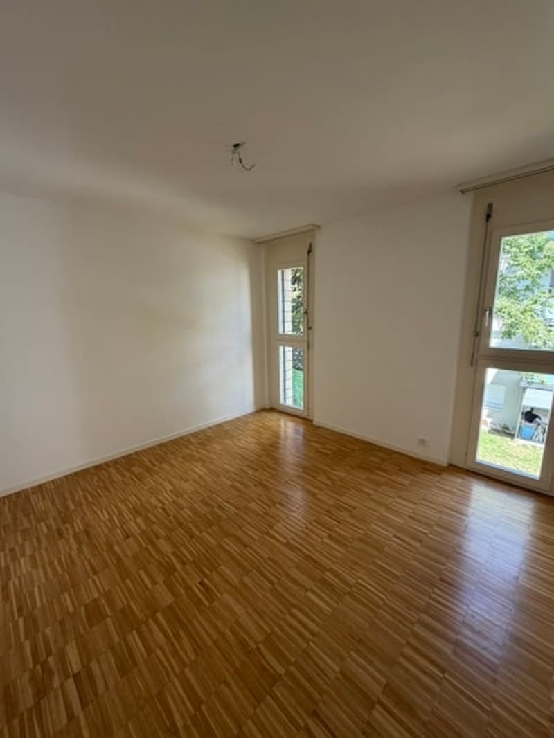 Appartement 4.5 pièces rénové avec balcon à CRESSIER (11)