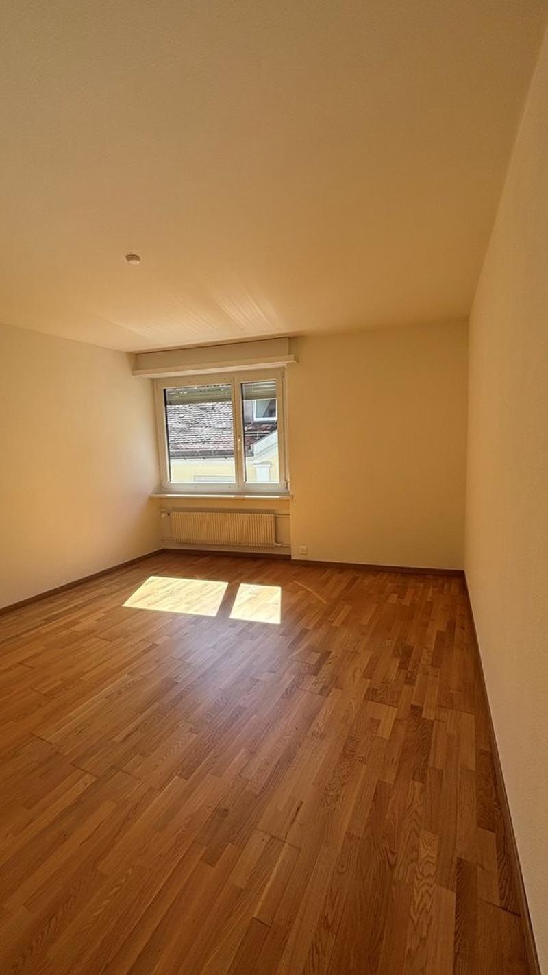 49067.01.0301_Schlafzimmer_1.jpg