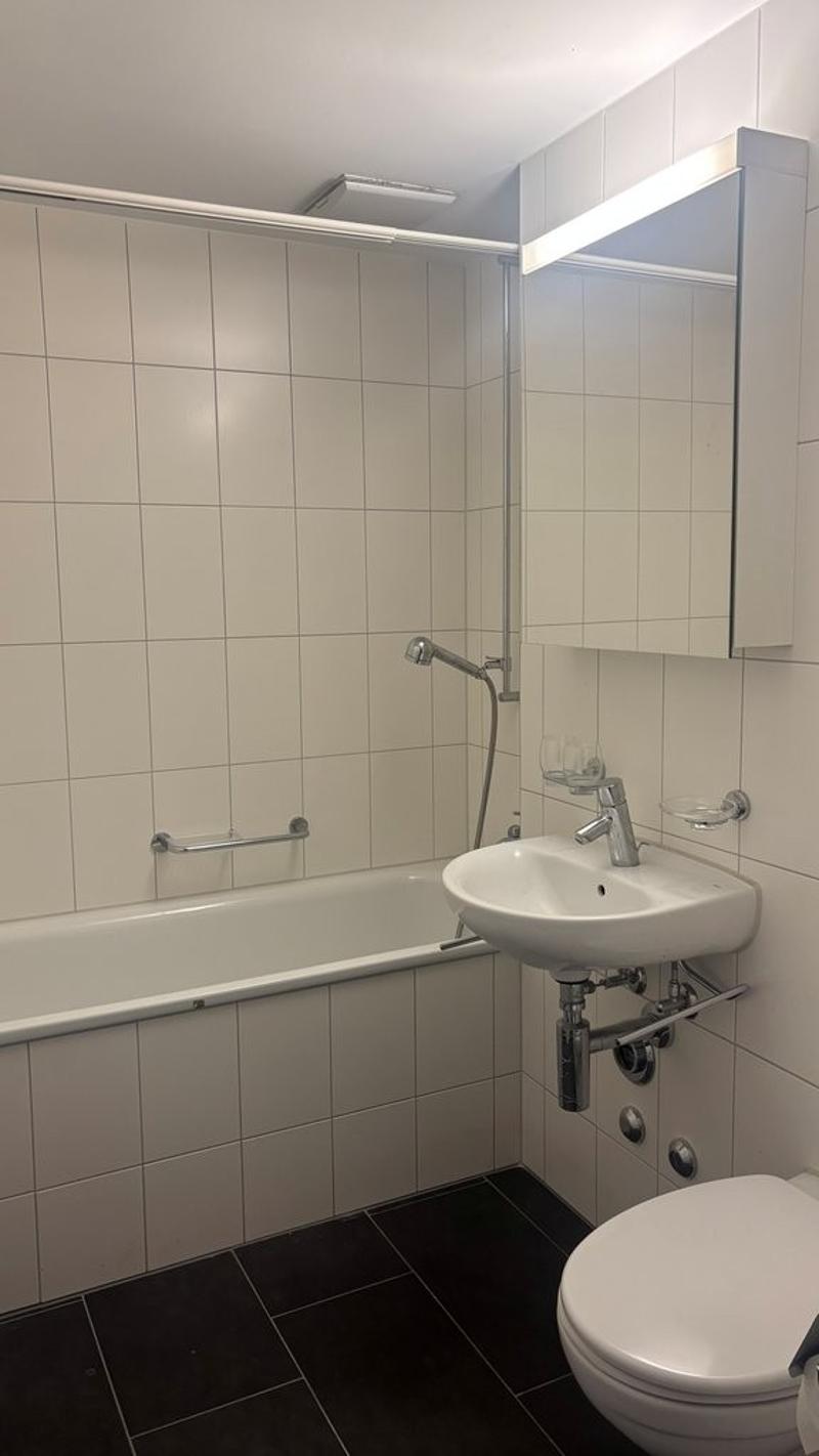 Badezimmer_unten.jpg