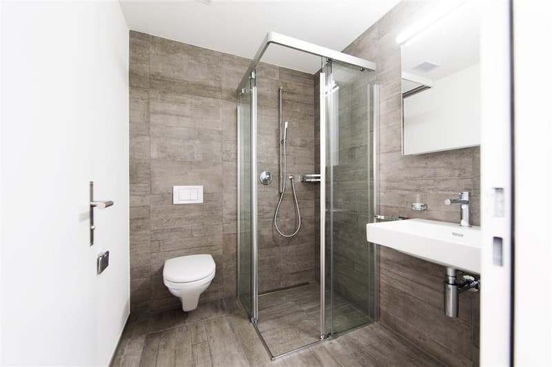 Dusche und WC