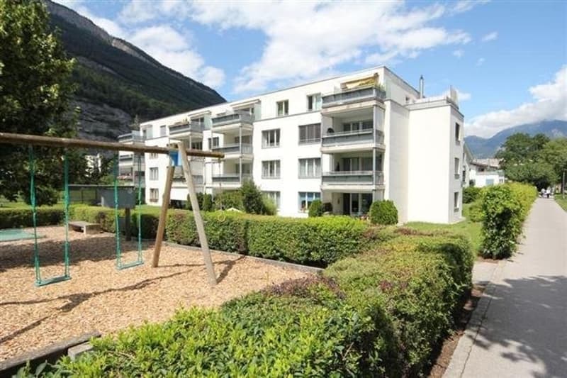 00681_01_AUSSENANSICHT.JPG