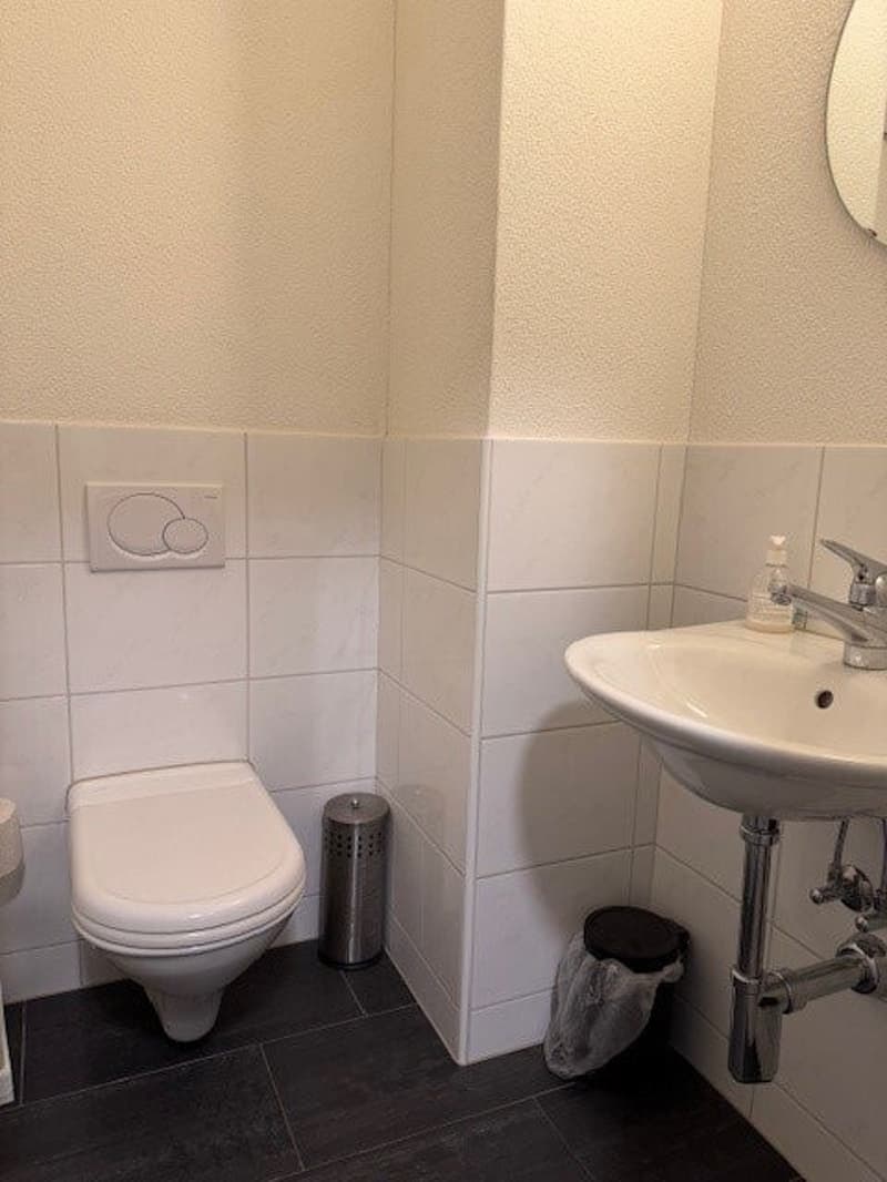 WC.jpg