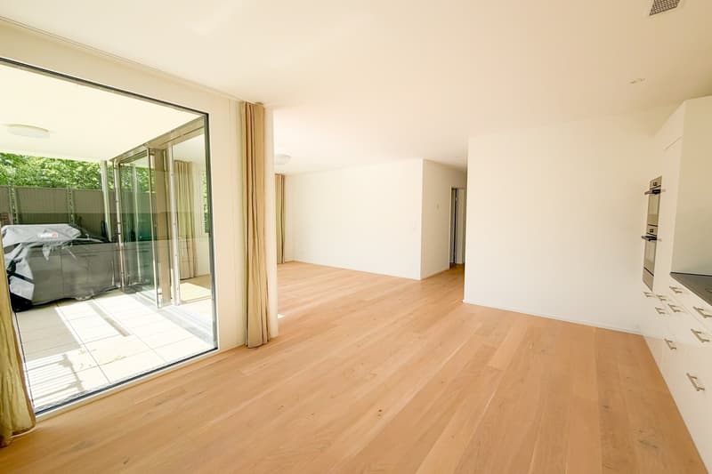 Moderne 3.5-Zimmer-Gartenwohnung mit Abendsonne und grossem Aussenbereich (4)