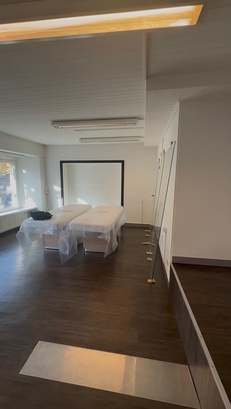 Verkaufsfläche zur Miete in der Altstadt von Porrentruy (2)