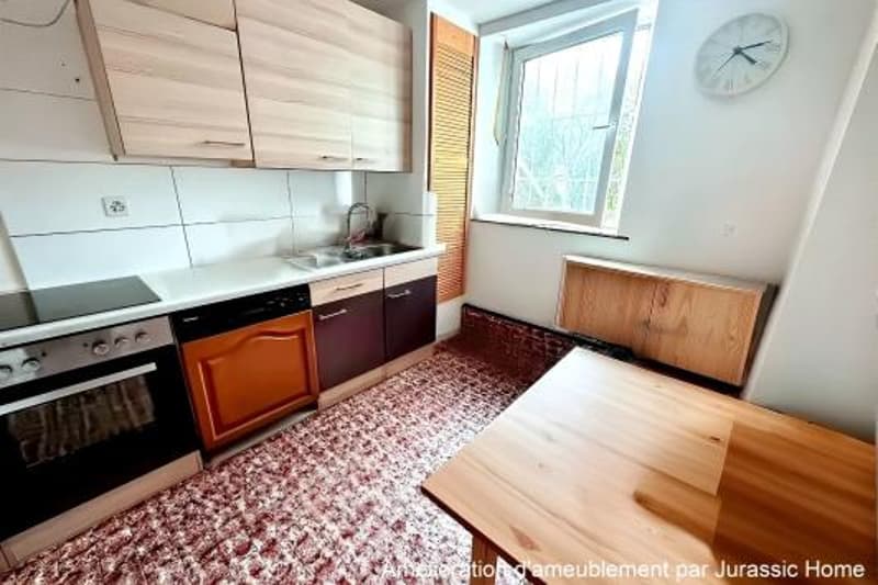 Petit immeuble avec jardin   Produit d'investissement à saisir à Courtemaîche (9)