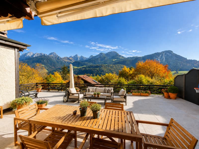 TOP LISTING for Foreigners - Luxurious and furnished apartment with a huge terrace overlooking the mountain (4)