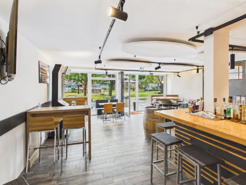 Lokal Gewerbe zu vermieten in Porrentruy, ca. 200 m² mit ausgebauter Bar und großem Keller (3)