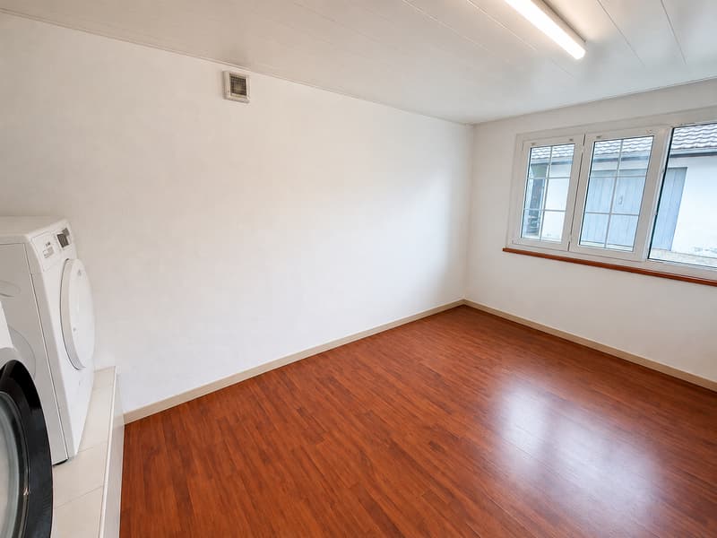 Maison bifamiliale charmante à Grandfontaine – 4.5 pièces avec garage et balcon (6)