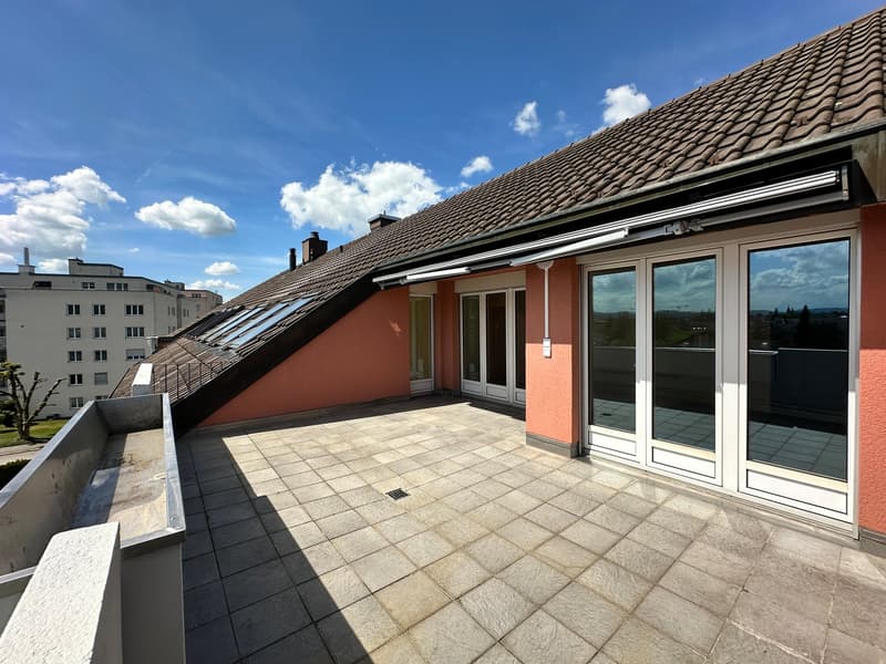 Küngoldingen: freshly renovated 5.5-room attic apartment with a great view (10)