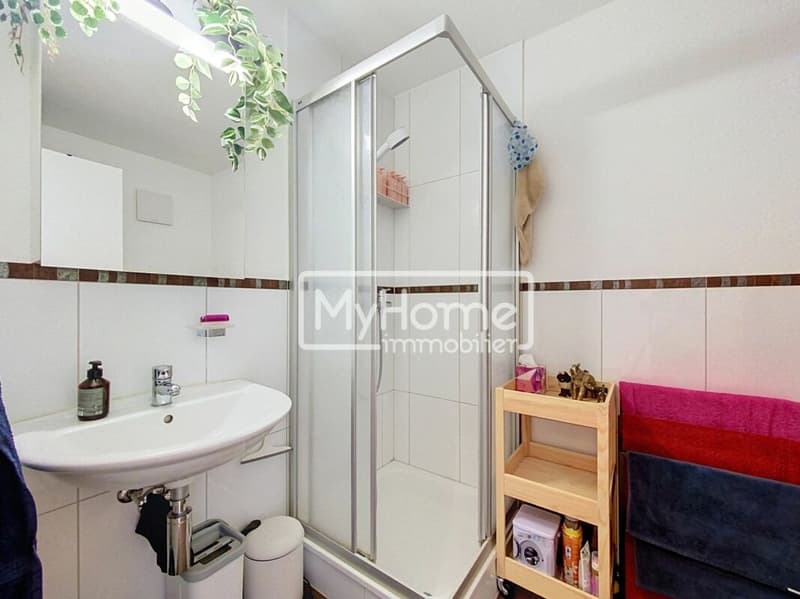 Spacieux appartement de 4,5 pièces avec un grand balcon d'angle dans un environnement résidentiel recherché (14)