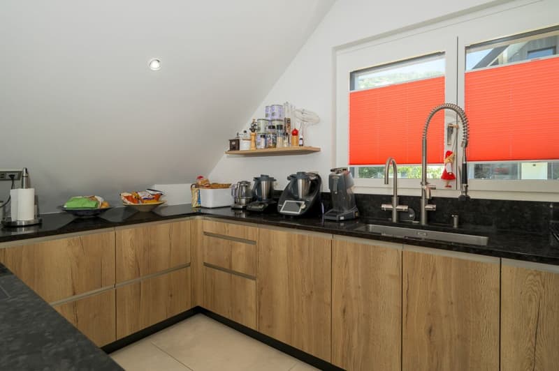 Attique neuf contemporain avec une magnifique vue lac & montagnes - Belle hauteur sous plafond (12)