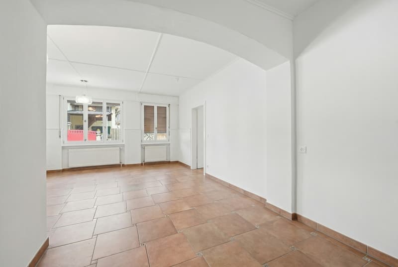 Haus im Dorf mit 7,5 Zimmern und Pool im Herzen von Gilly (6)