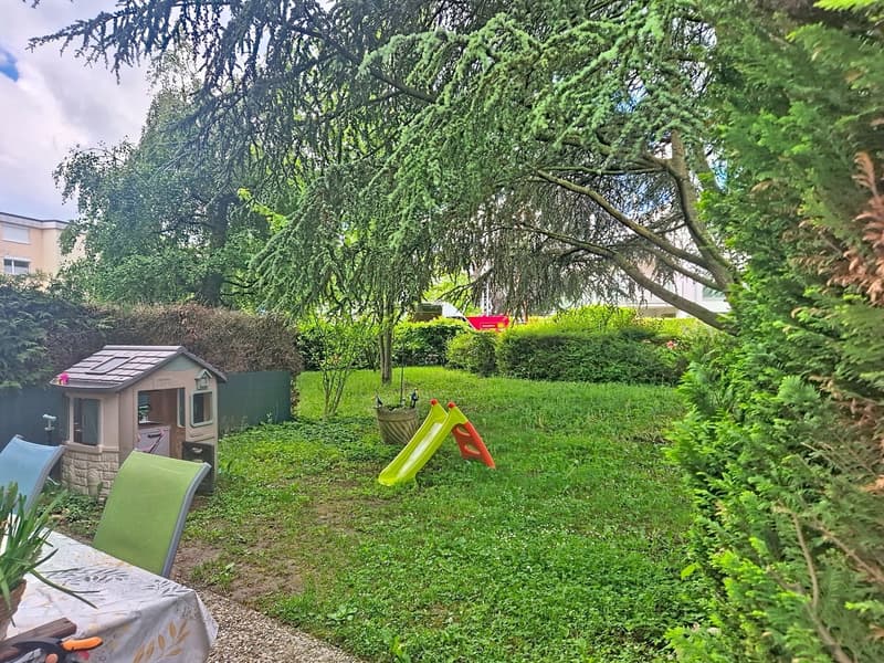 Ground floor in the center of Rolle (9)