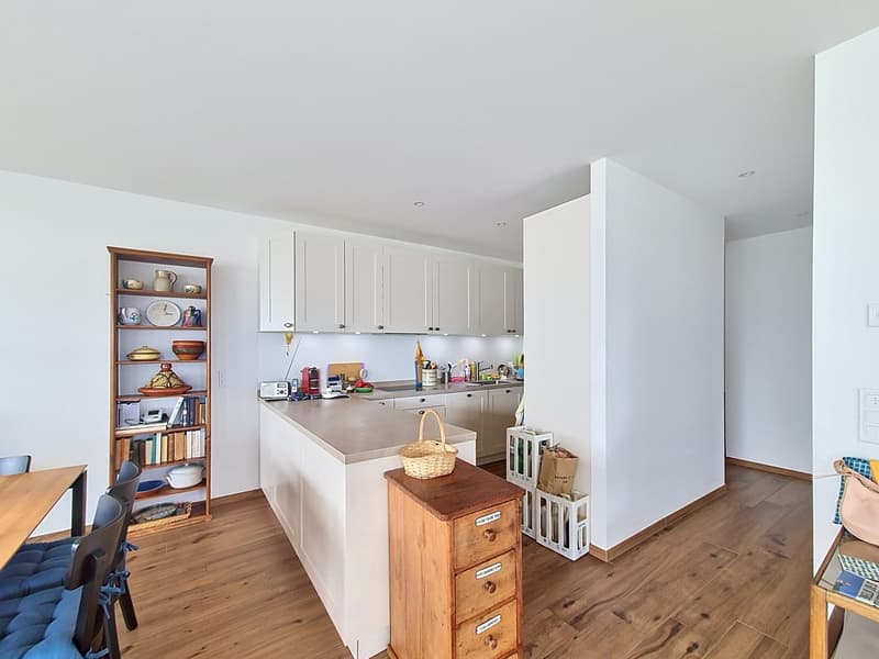 3 minutes walk from the train station with 42 m2 balcony (4)