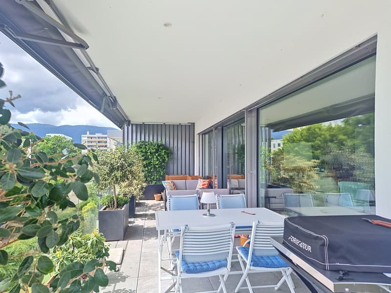 3 minutes walk from the train station with 42 m2 balcony (9)