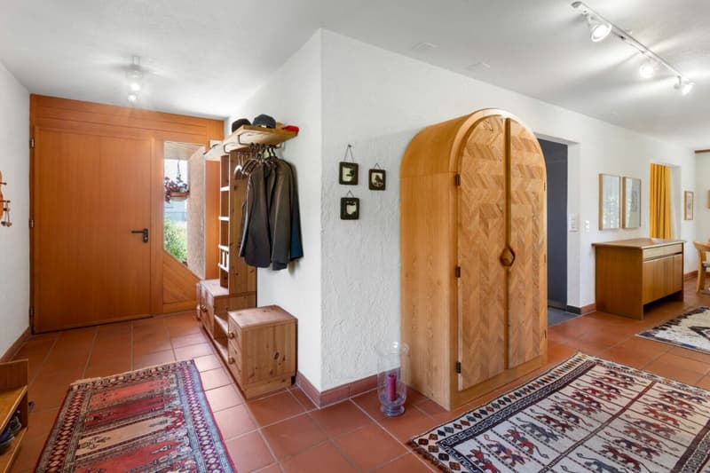 Grosszügiges 6½-Zimmer-Einfamilienhaus mit traumhafter Gartenoase (8)
