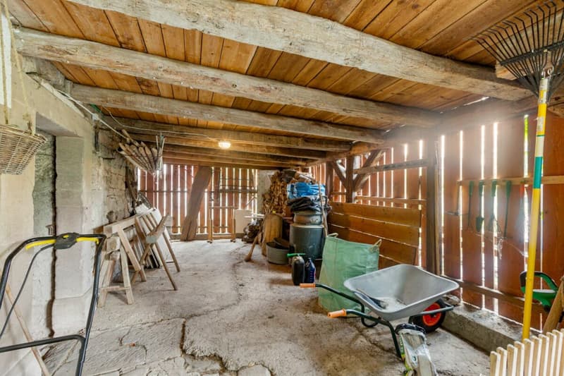 7 ½-room single-family house with exceptional space offer (24)