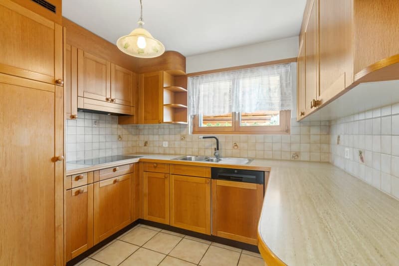 Freistehendes 6½-Zimmer-Einfamilienhaus mit viel Platz für die Familie (5)